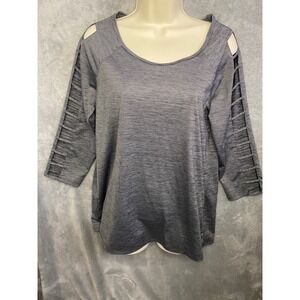 Active Gray Striped Cutout Sleeve Scoop‎ Neck 3/4 Sleeve Top Women's Medium